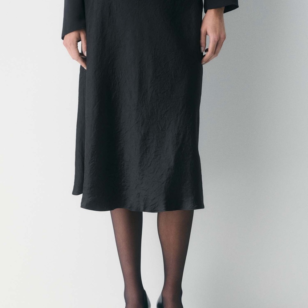 Babaton Black Midi Skirt